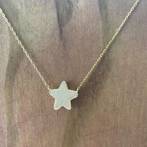 KENDRA SCOTT STAR NECKLACE